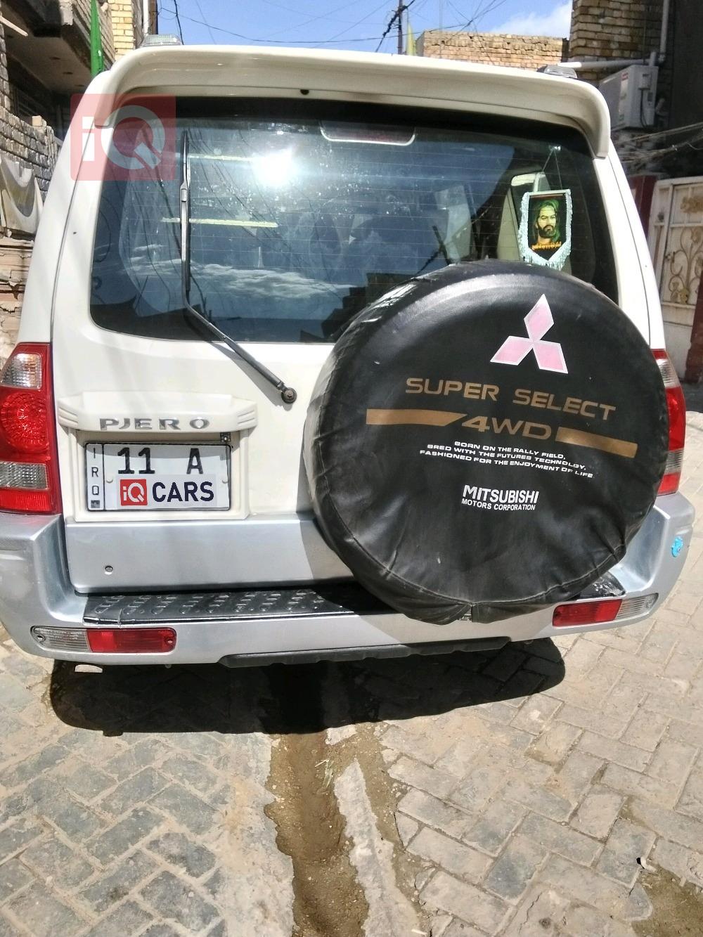 ميتسوبيشي باجيرو